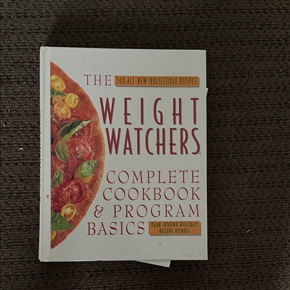 Weight Watchers Cookbook - White and Red Cover - Picture 1 of 6